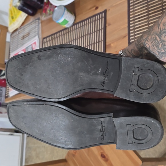 Dress shoes - Picture 3 of 5